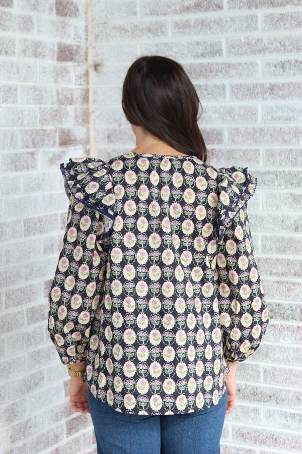 Inside Scoop Floral LS Blouse Fashion